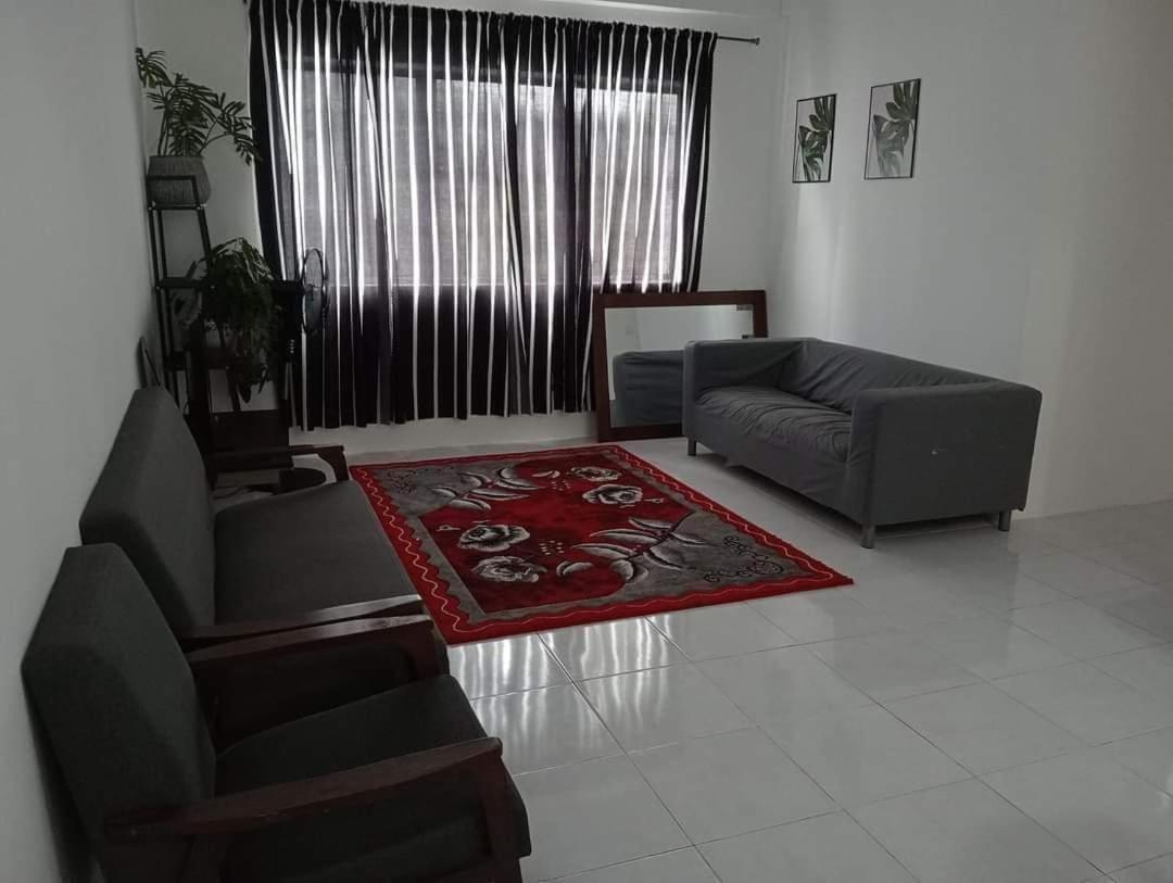 Em Qamar Apartment Kampong Bugis